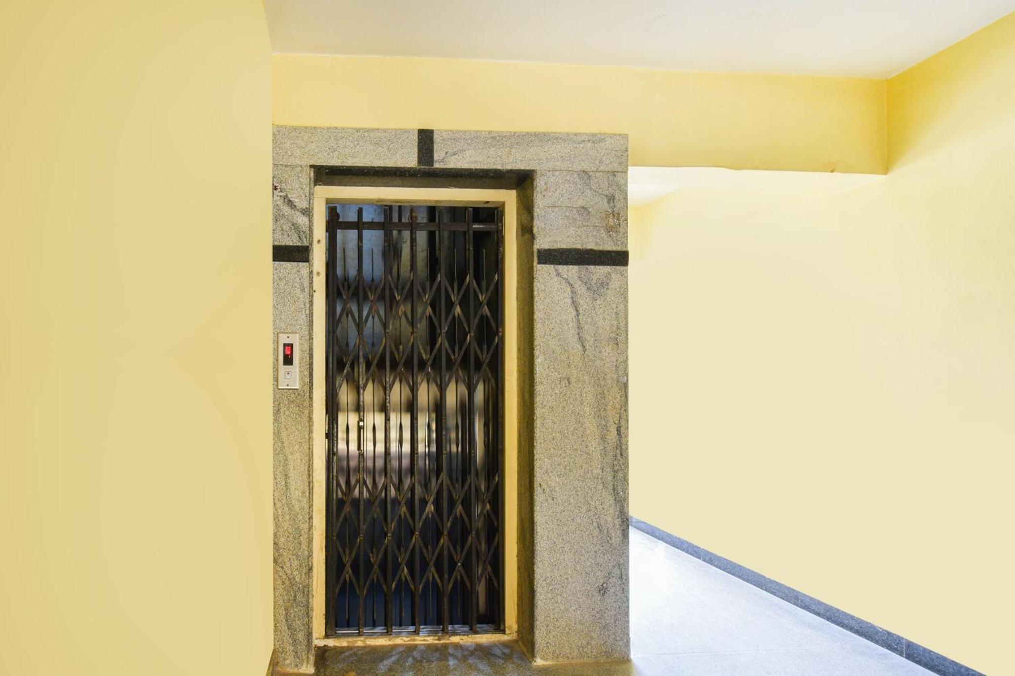 Hotel O Lucky Grand ハイデラバード エクステリア 写真